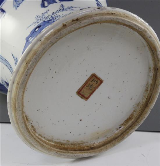 A large Chinese blue and white yen-yen vase, Kangxi period, 44.5cm, upper neck and rim broken and glued